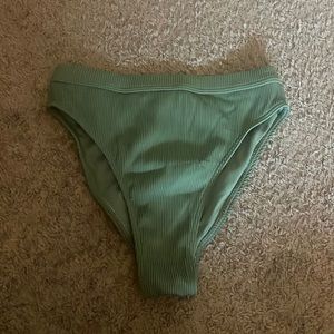 Green Roxy bikini bottoms
